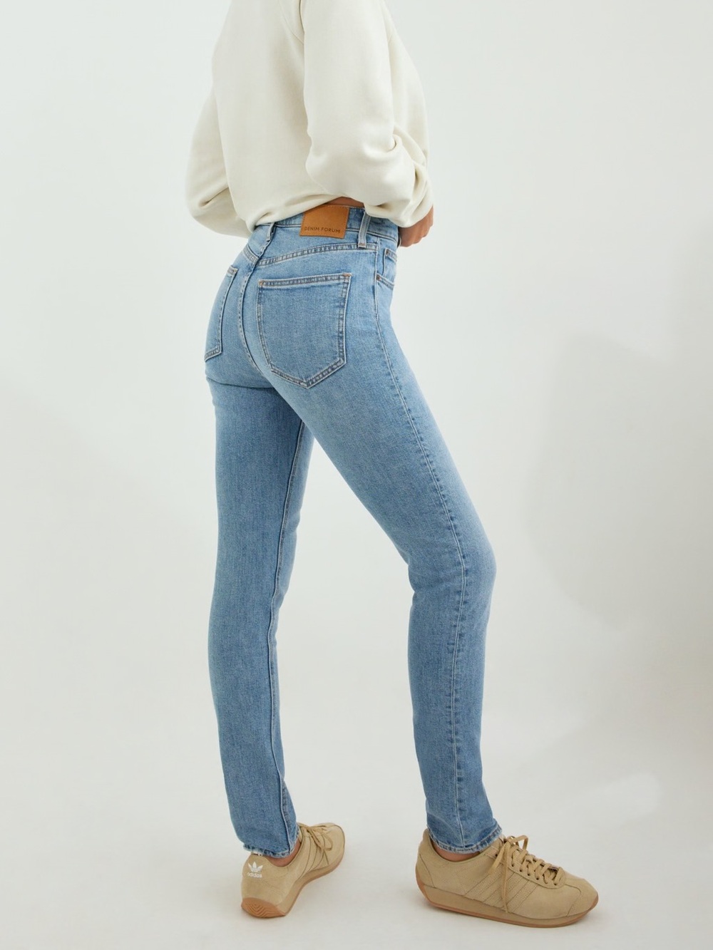 Aritzia Denim Forum Jeans